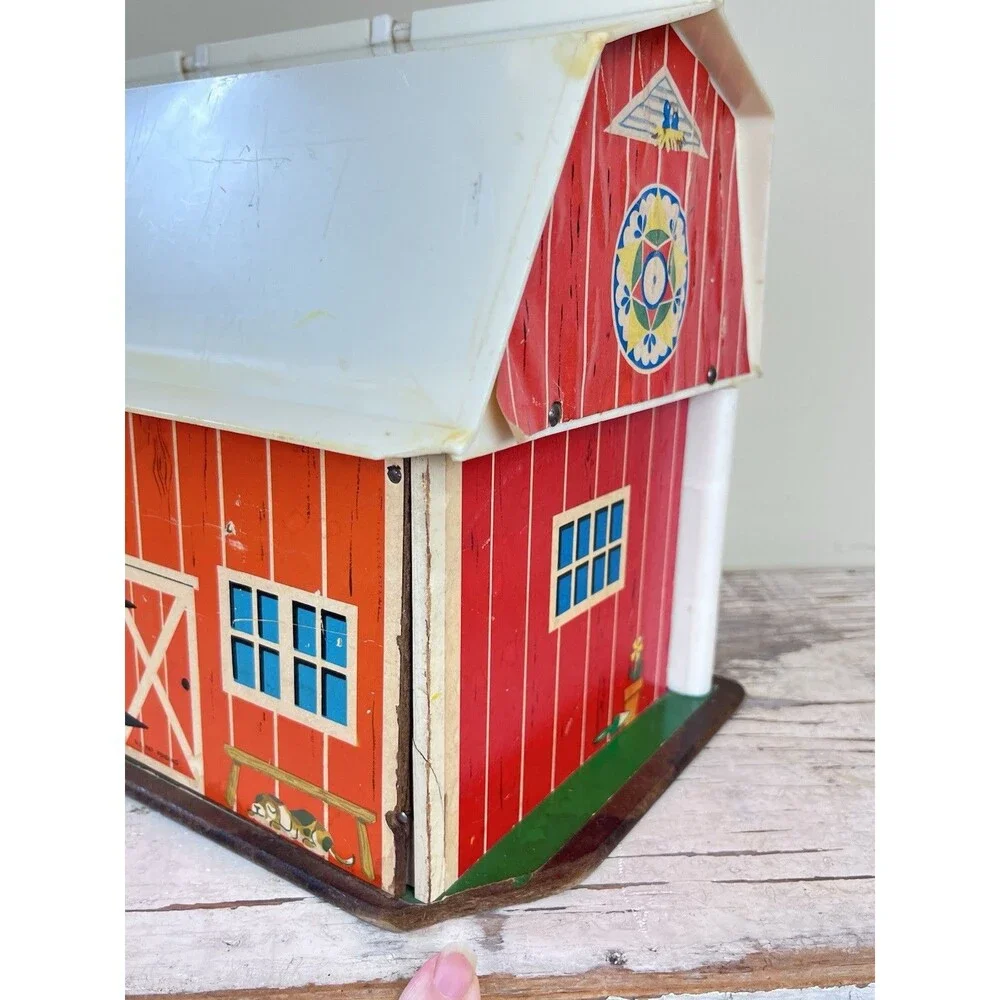 Vintage 1967 Fisher Price Family Play Farm #915 Little People Fisher Price Barn